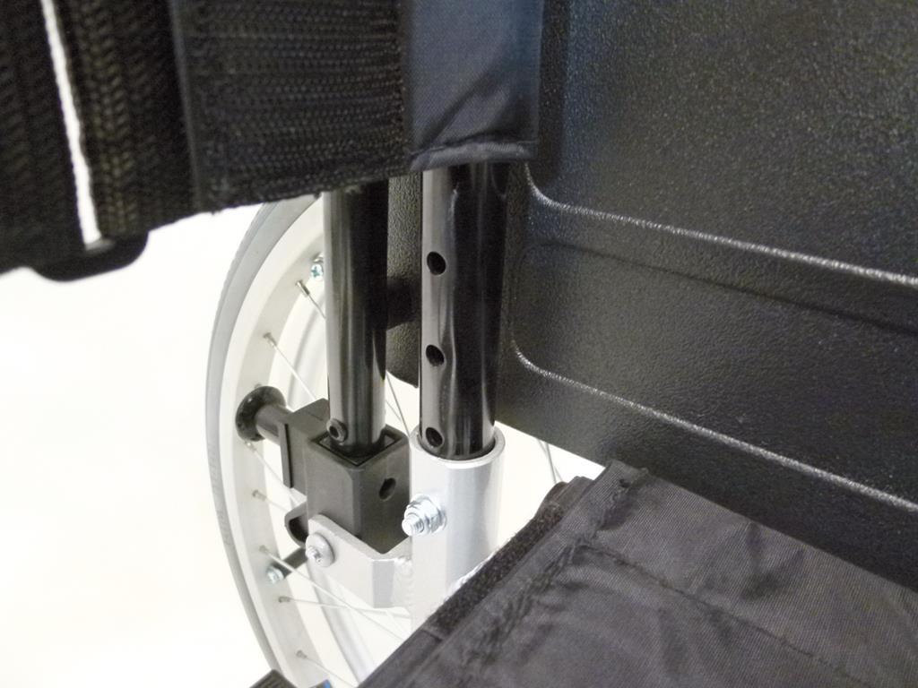 Standardrollstuhl ROTEC SB52,m.TB silber(Drive Medical),