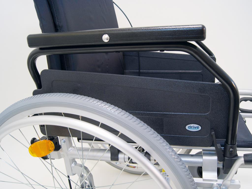 standard-rollstuhl-rotec-armauflage_303 (1).png Standardrollstuhl ROTEC SB48,silber