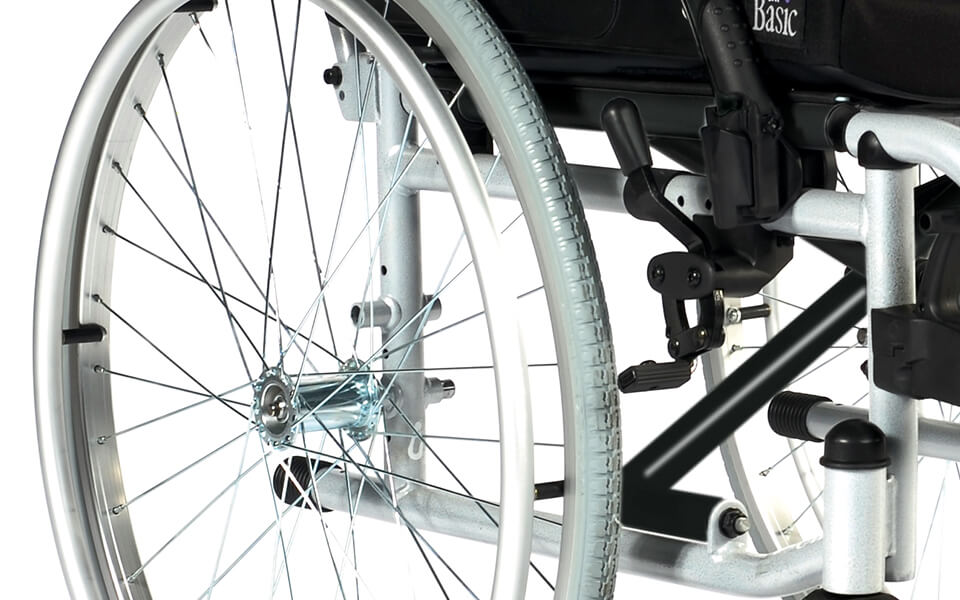 Rollstuhl Breezy Unix 2, Steckachse, brillantsilber>>>>SB 47 cm Rollstuhl Breezy Unix 2, Steckachse, brillantsilber>>>>SB 47 cm